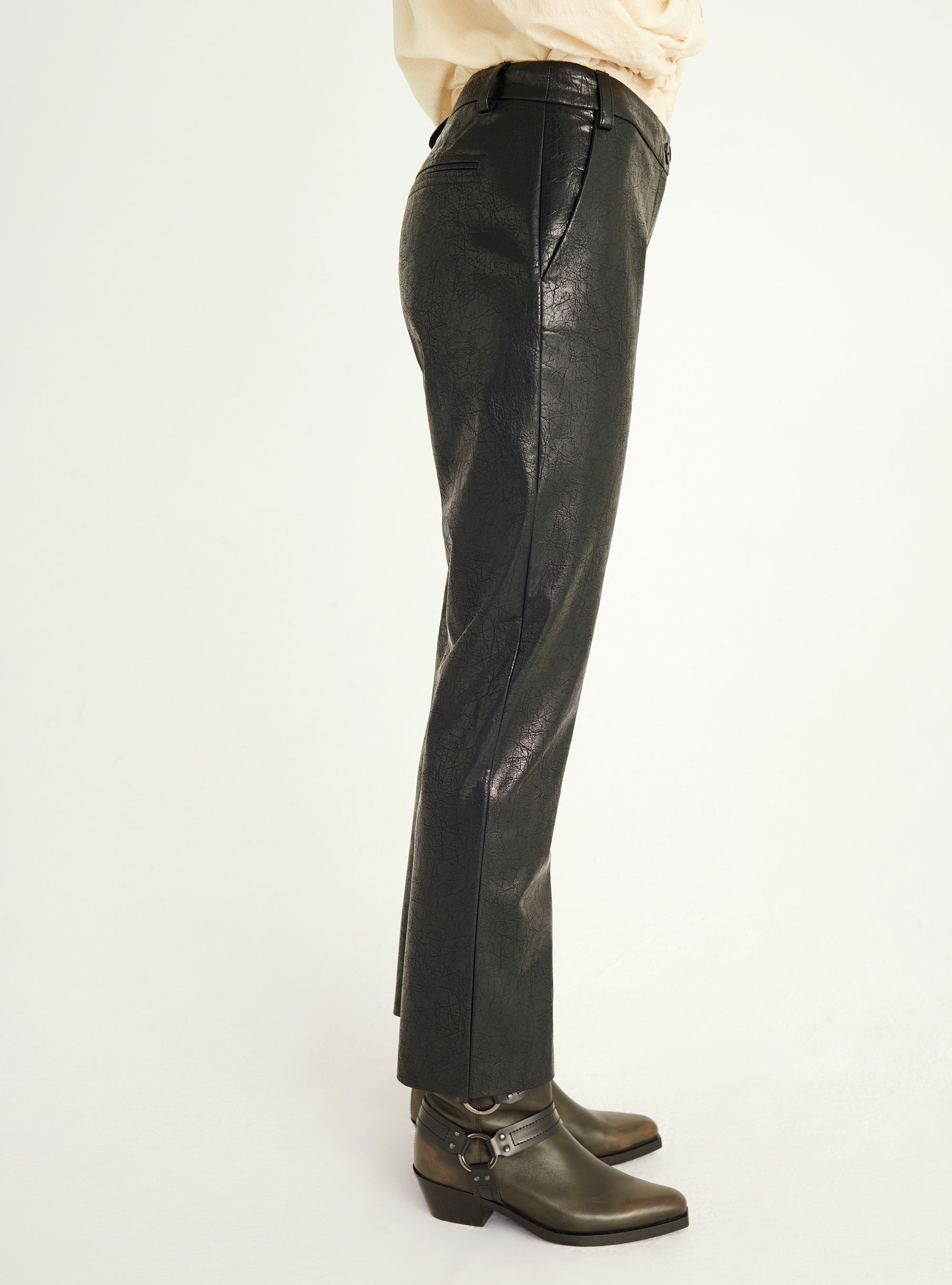 Pantalon flare en imitation cuir