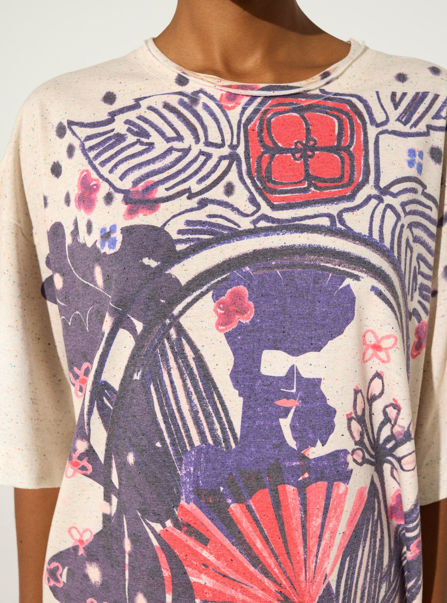 Purple pleated and sublimated T-shirt