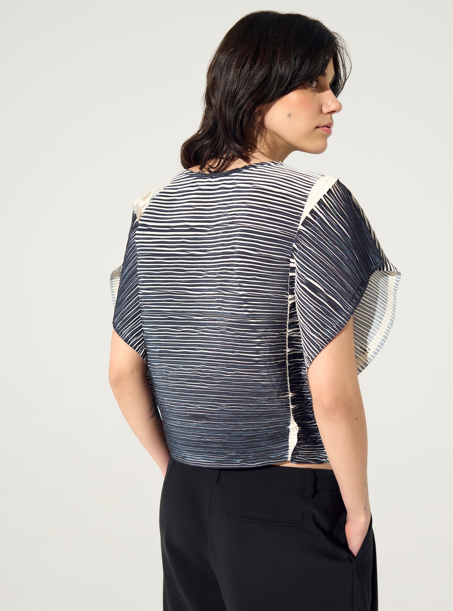 Blouse droite plissée noire