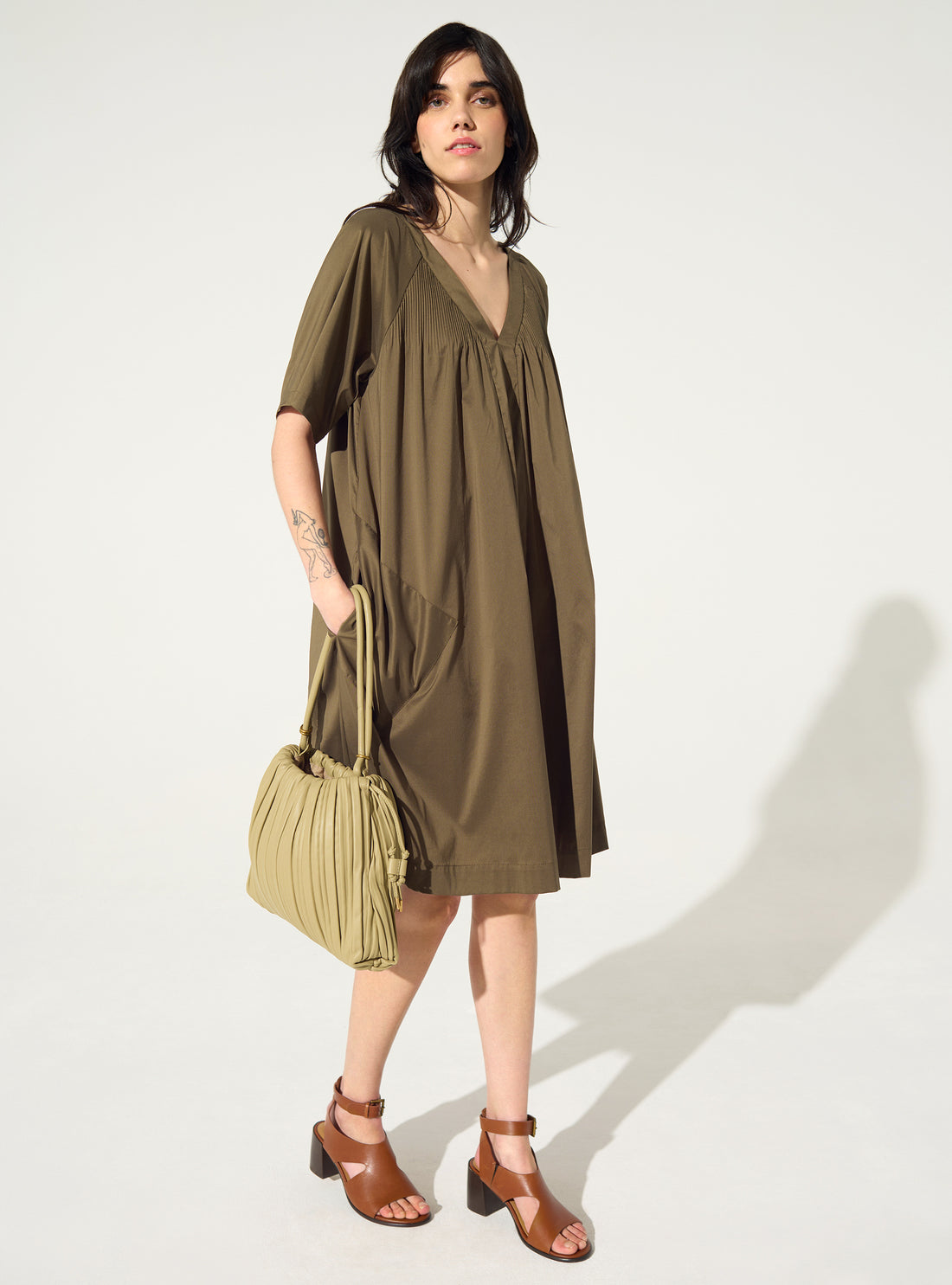 brown pleated short-sleeved dress
