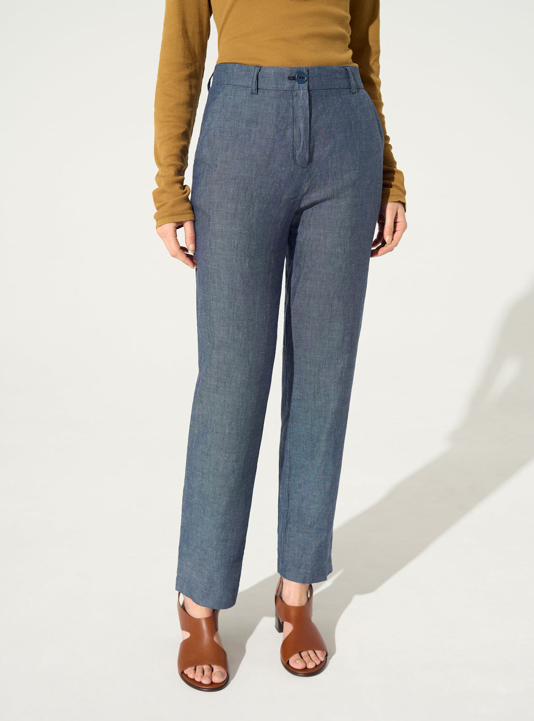 Pantalon droit en lin et coton bleu
