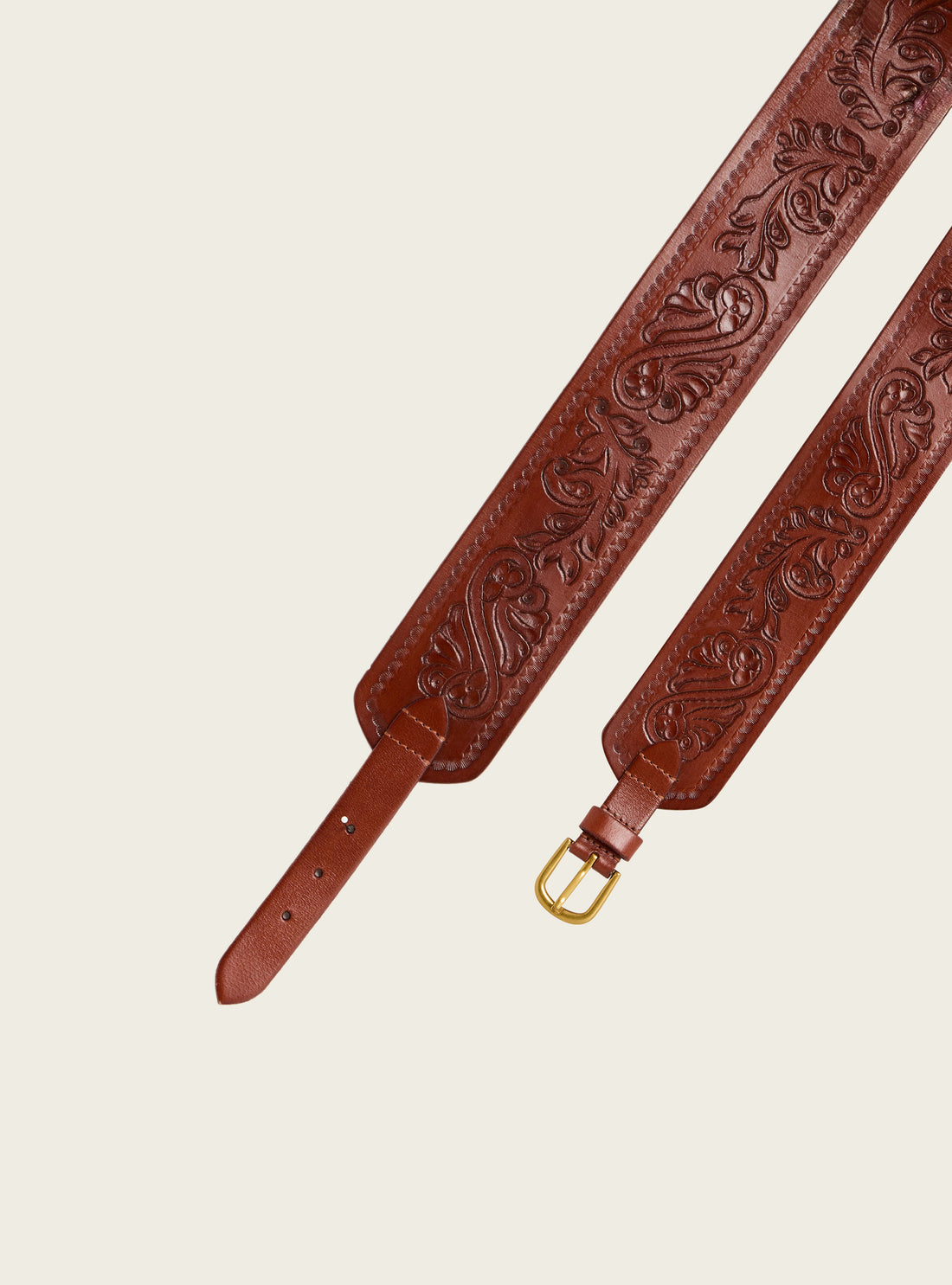 Ceinture en cuir de buffle gravée