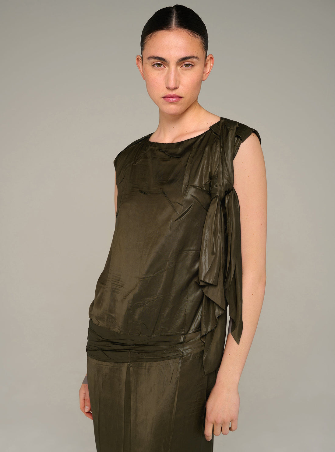 Robe longue sans manches plissée Cotélac 