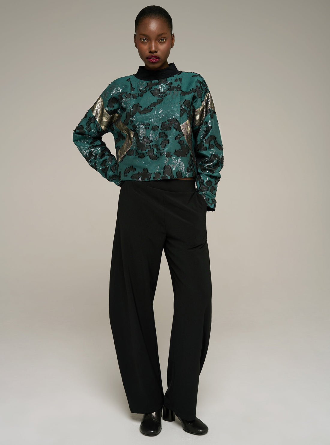 Cotélac blouse oversize col montant manche longues