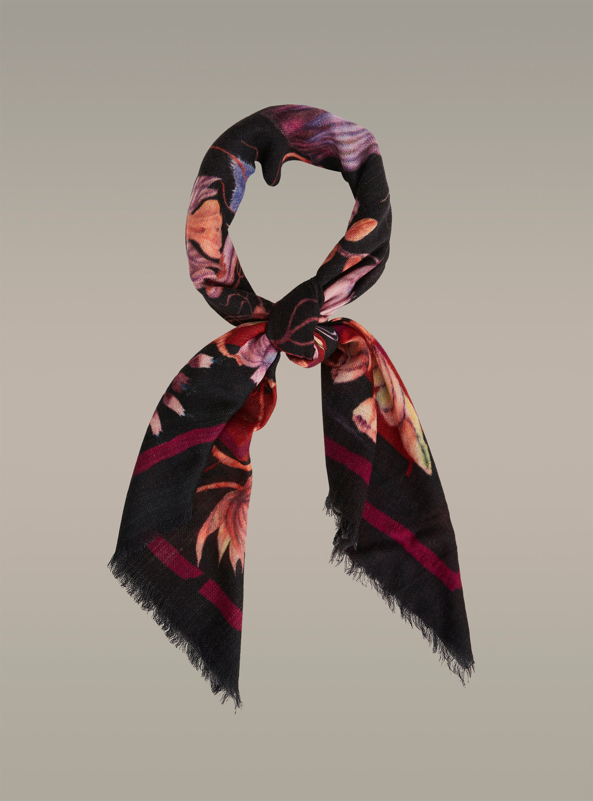 Foulard grand format en laine imprimé