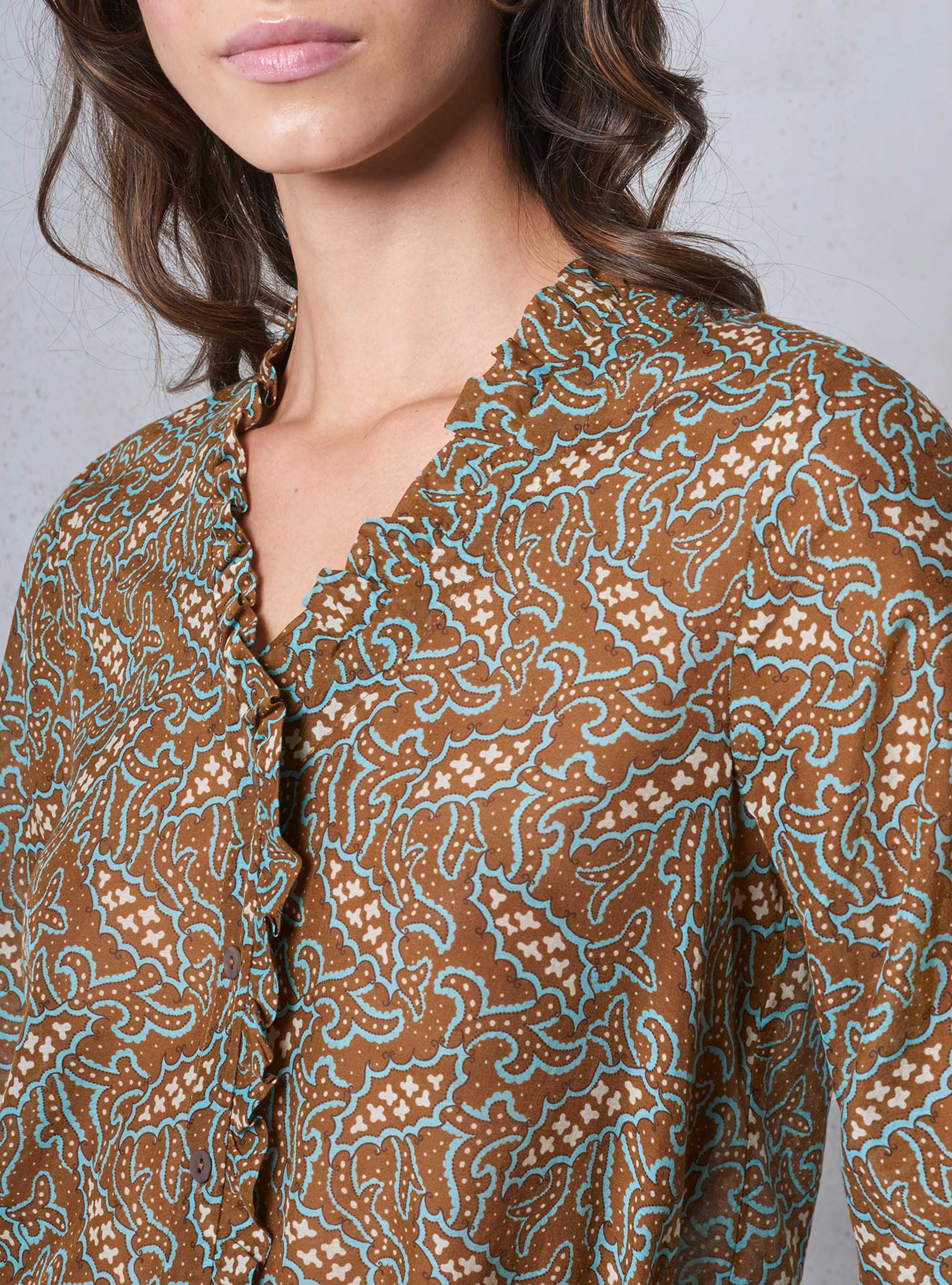Chemise
