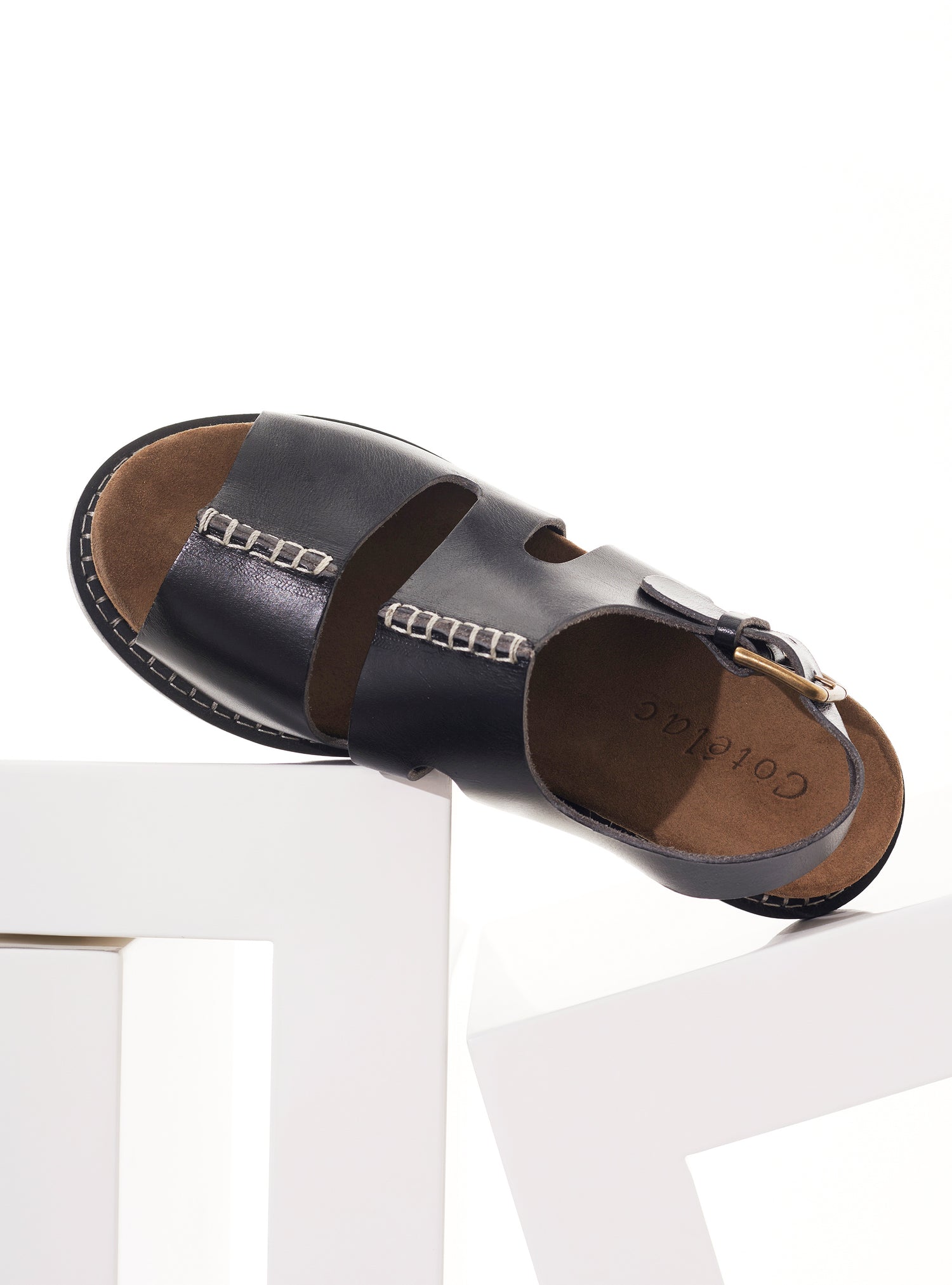 Sandales Plates En Cuir