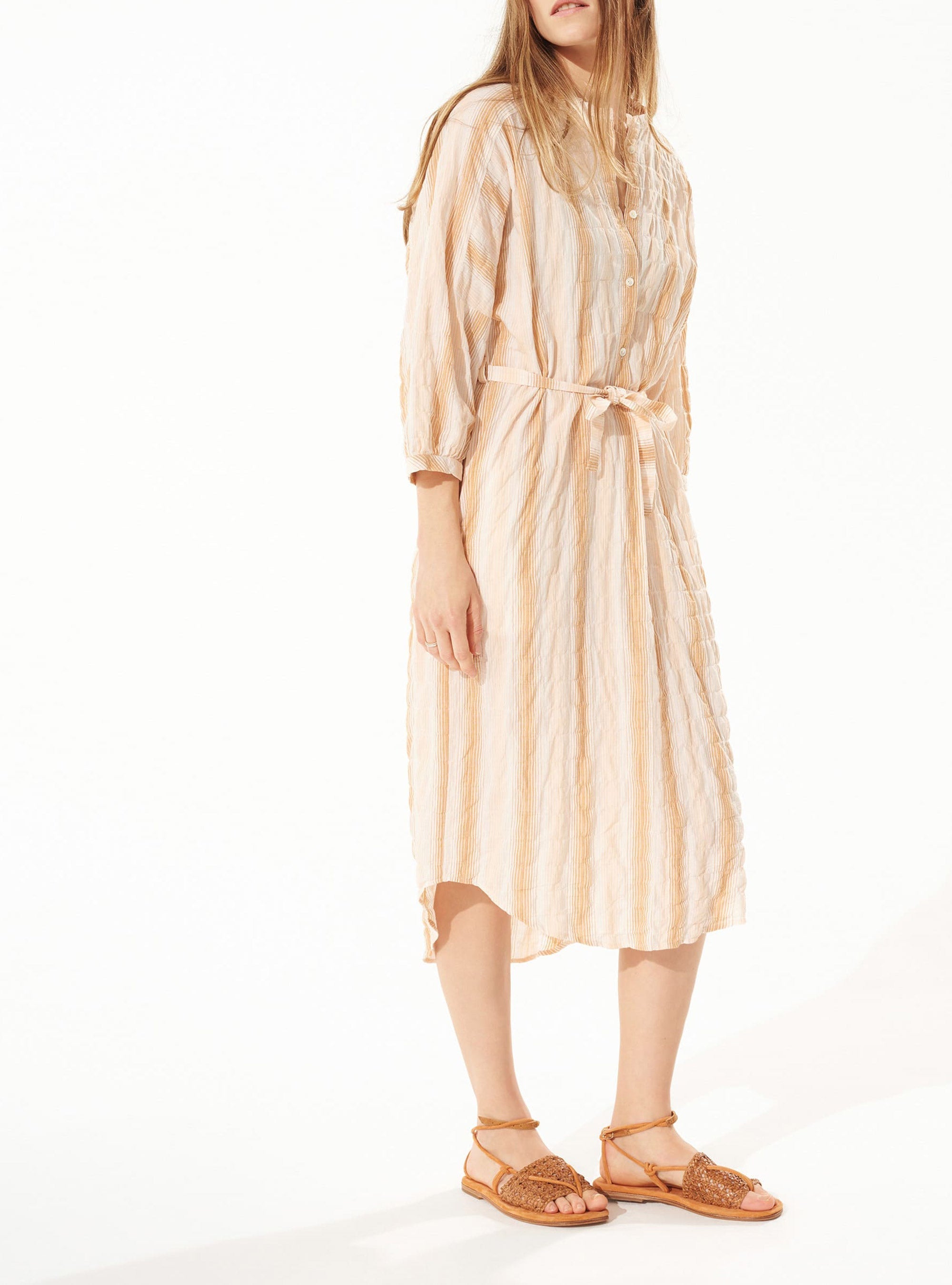 Robe acoté 