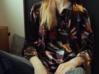 Printed velvet mandarin collar fitted sleeveless waistcoat